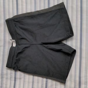 4T Carter's sz 4T Toddler Polyester Shorts - Black